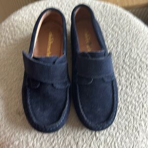 Children chic shoes navy suede in great condition used ones